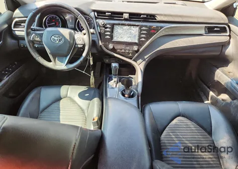 2018 Toyota Camry L из США, поврежденный, VIN 4T1B11HK9JU594899